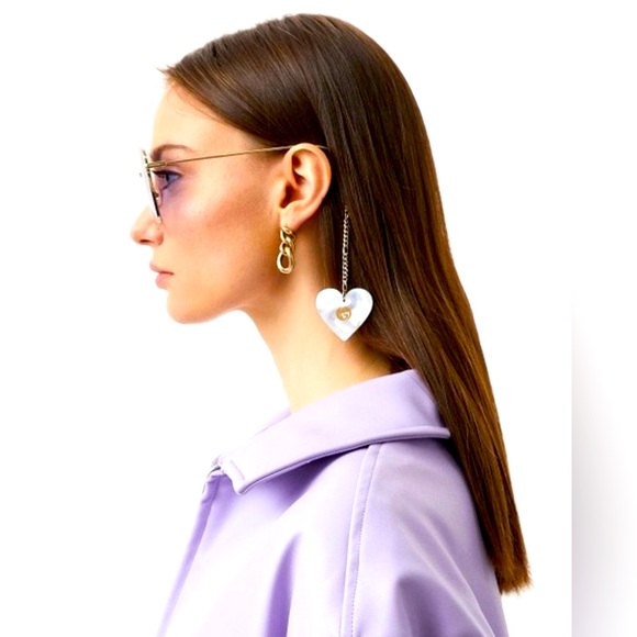 Gorgeous Gucci Sunglasses with beautiful removable charms 💞 - Picture 2 of 5